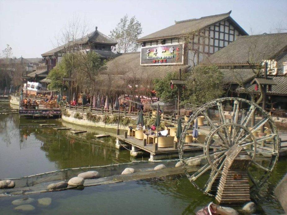 杭州银行发布股东权益变动提示 市财政局履行国有金融资本出资人职责 财政间接控制股份比例提升至18.74%